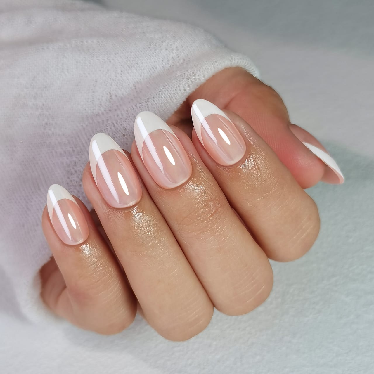 French Nail Glow - Short Almond - Pure Gel Press On