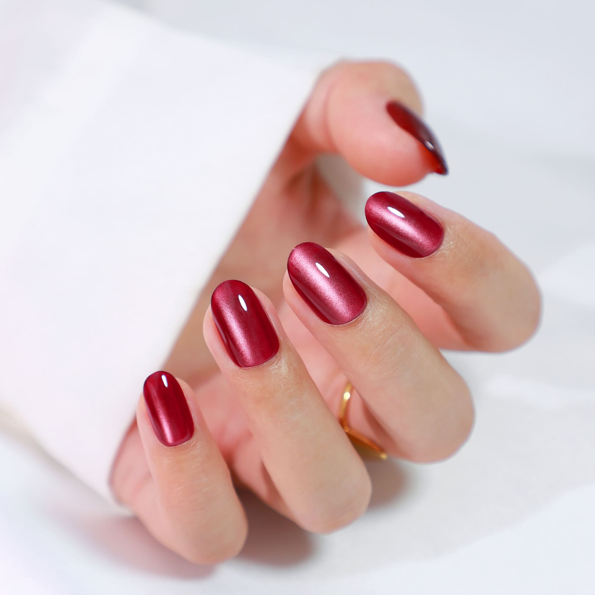 Cat Eye Ruby - Medium Round - Pure Gel Press On