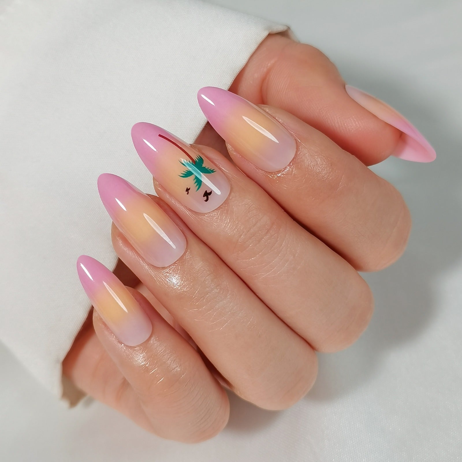Palm Beach - Medium Almond - Pure Gel Press On
